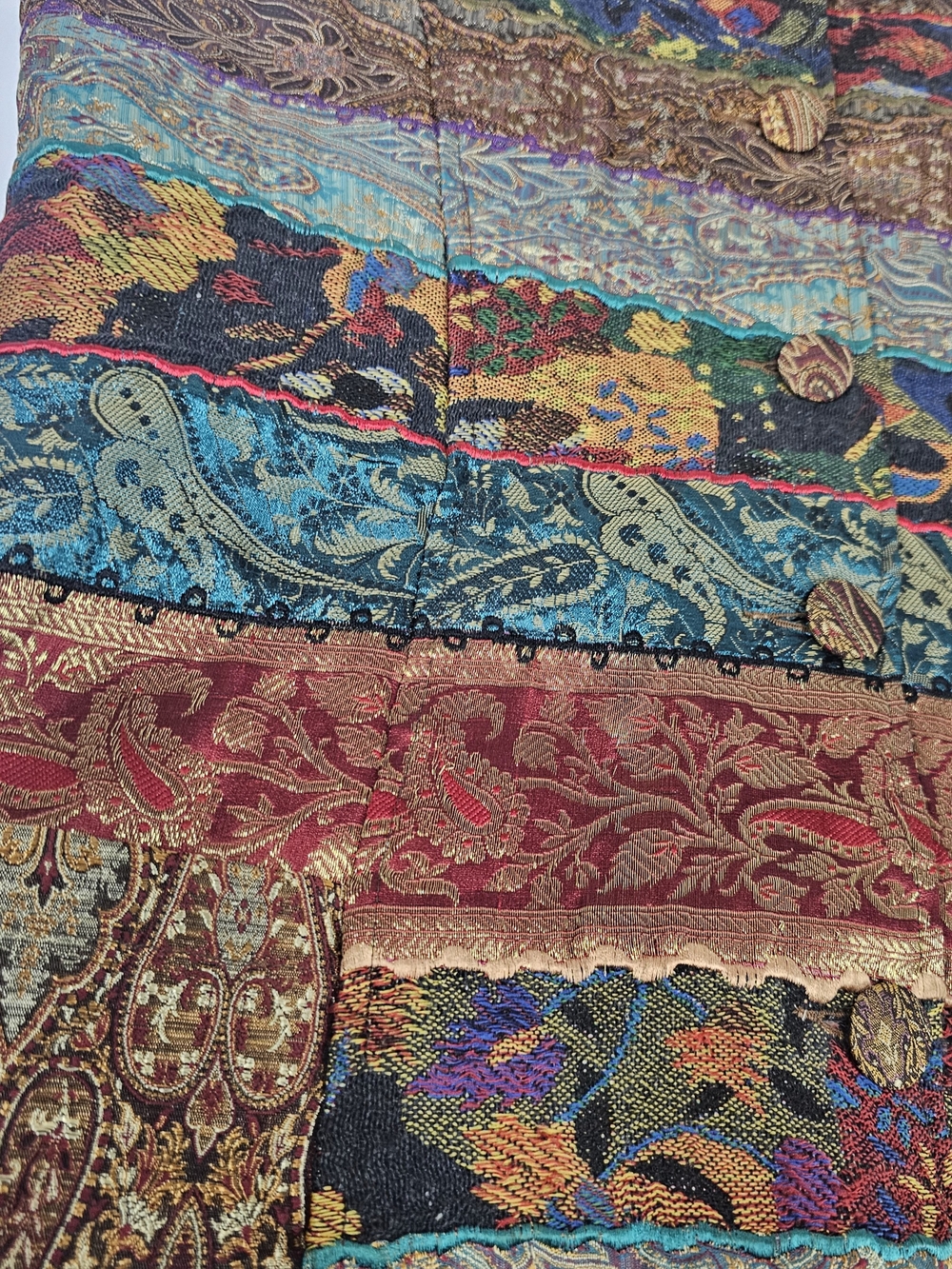 Vintage TravelSmith Women's Silk Blend Vest Sz L Brocade Paisley Patchwork Boho - Picture 8 of 12